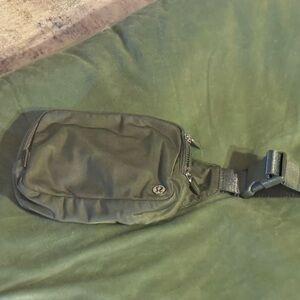 Lululemon Everywhere Belt Bag Large 2L